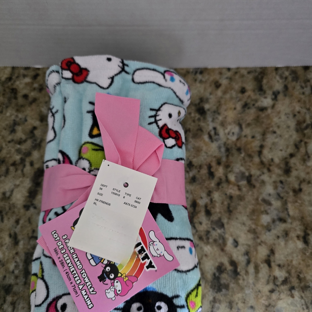 Hello Kitty and Friends Hand Towels (2Pack)